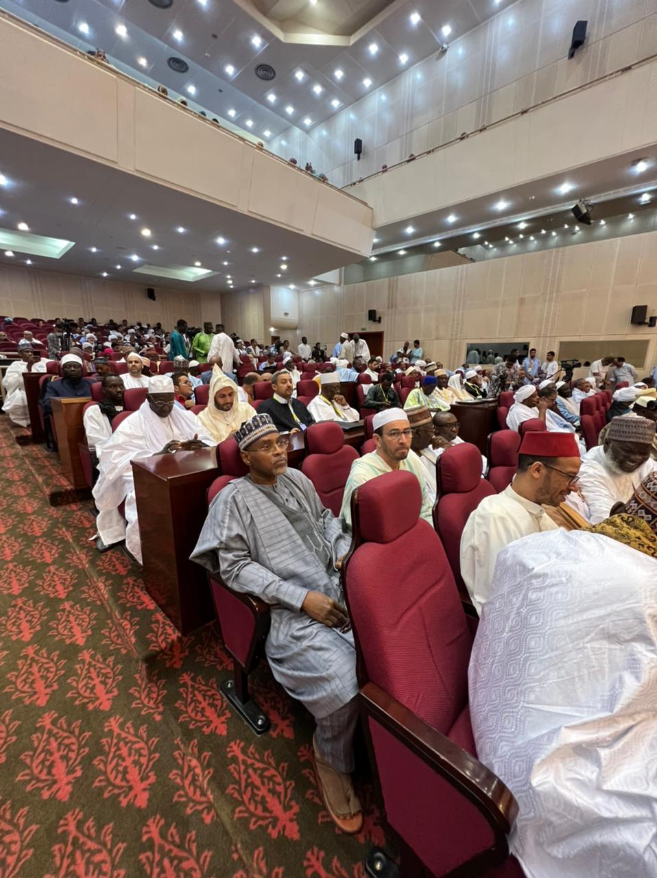 الدكتور أسامة الأزهري والبابا فرنسيس 