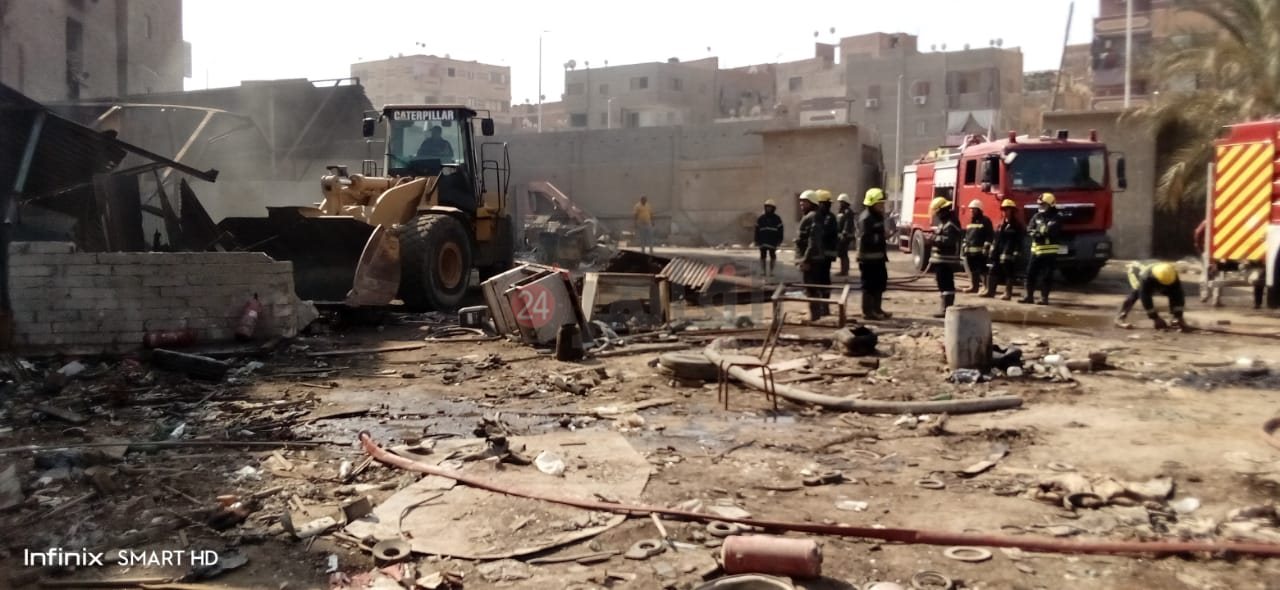 حريق منطقة مخلفات بالمطرية