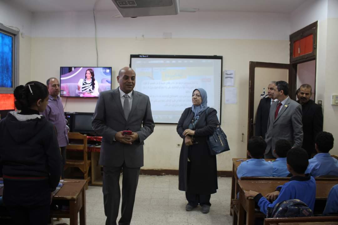 وكيلة وزارة في المدرسة