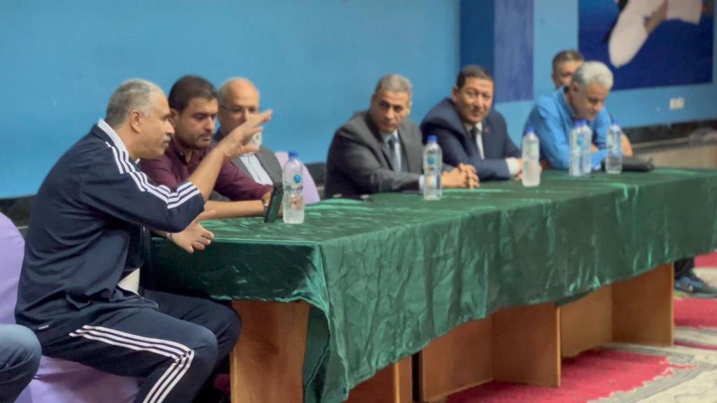 طائرة بتروجيت (3)