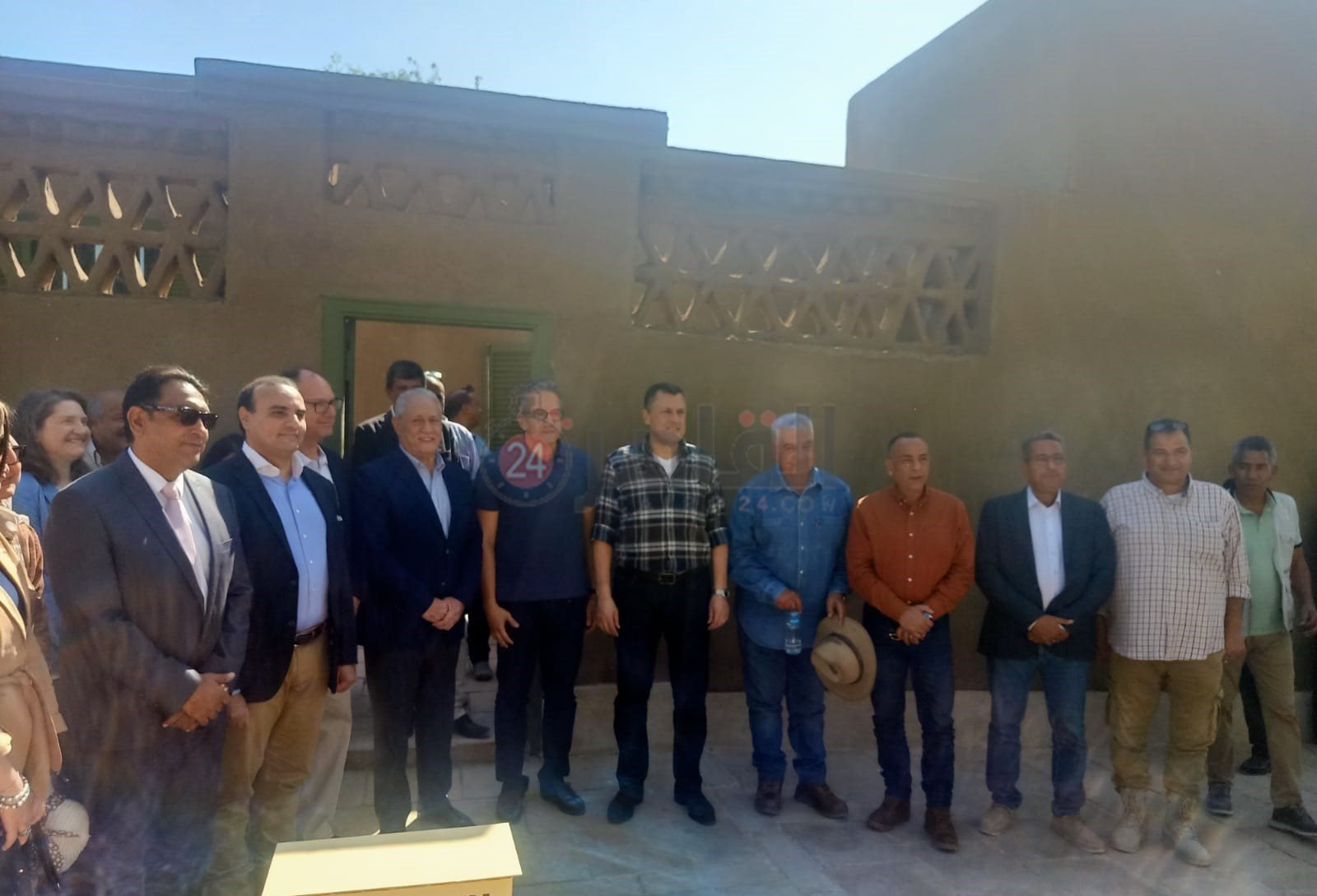 وزير الاثار مع سابقيه1