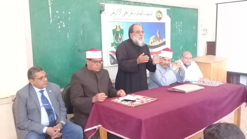  ندوة تثقيفية لطلاب معهد المنيا الثانوى