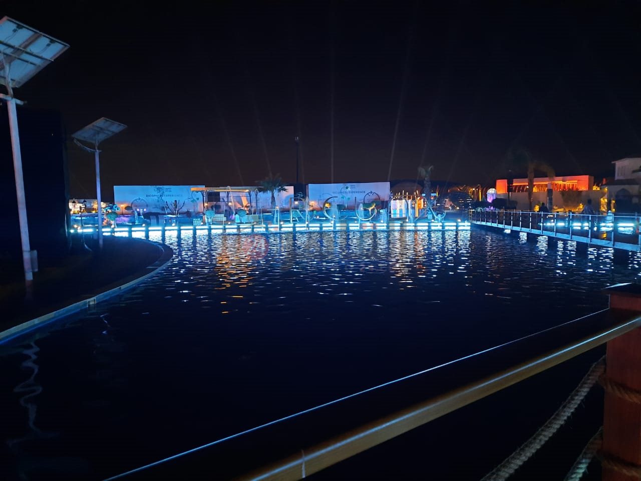 عروض تضيء سماء شرم الشيخ من المنطقة الخضراء بمناسبة انعقاد مؤتمر المناخ COP 27 (5)