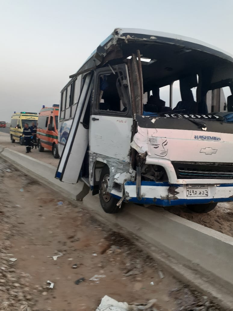 آثار الحادث 02