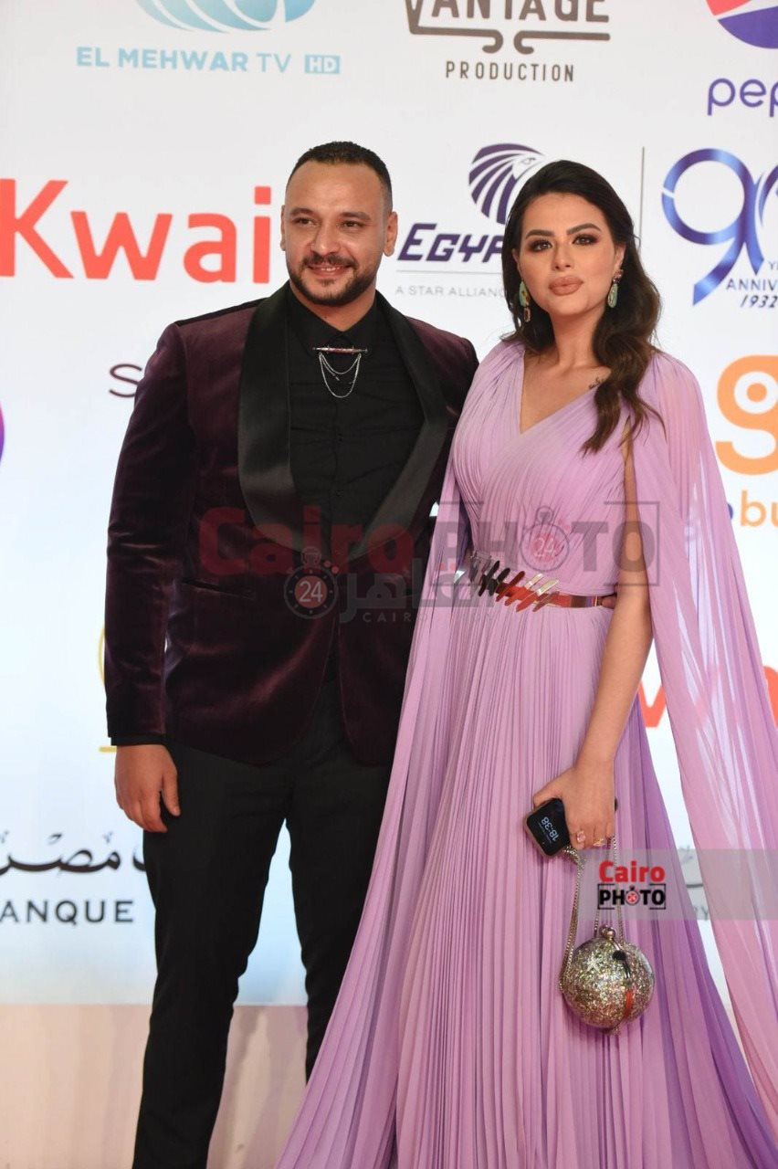 هنادي مهنا ووالدها وأحمد خالد صالح (4)