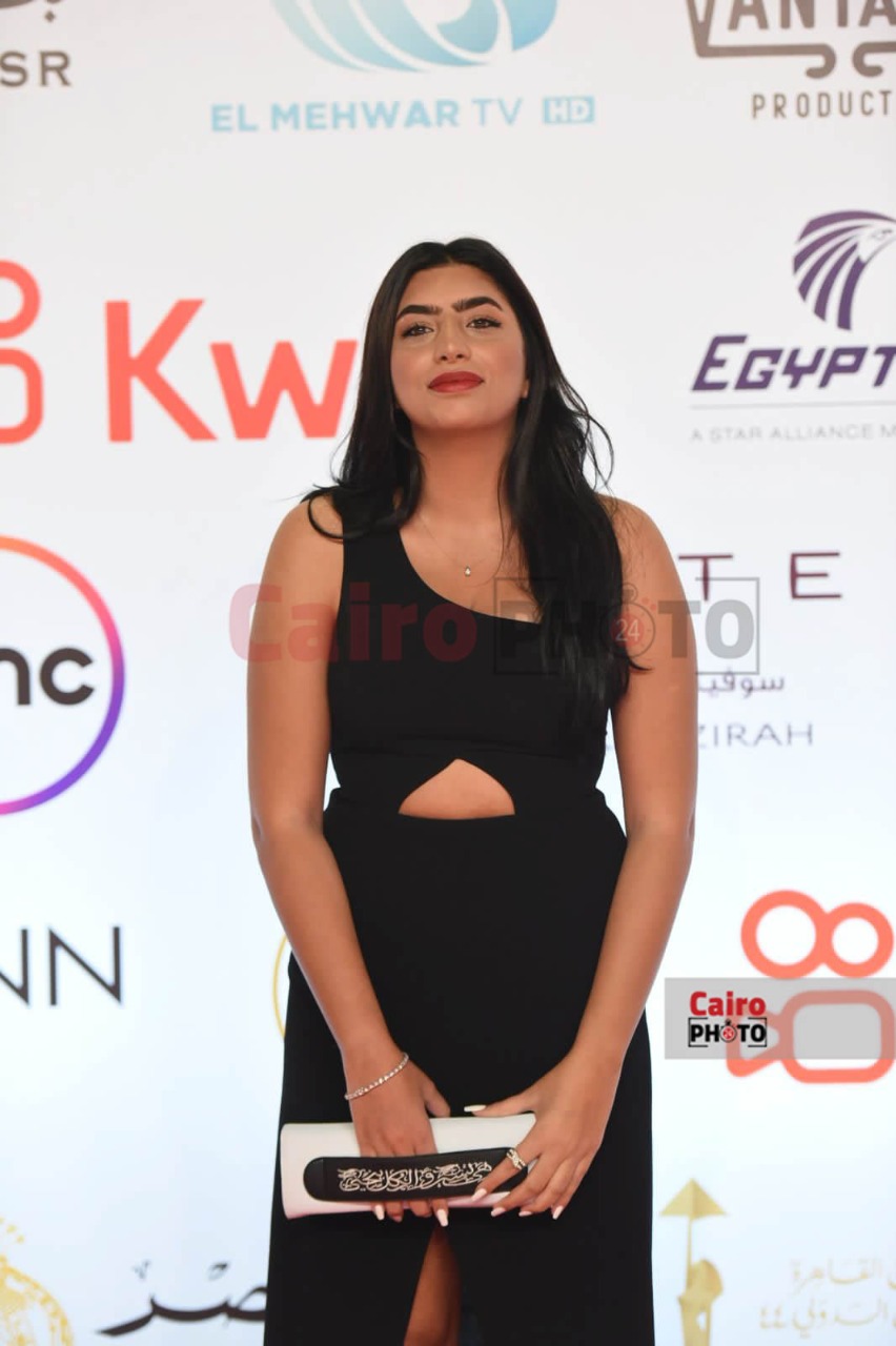 ريد كاربت خامس أيام مهرجان القاهرة السينمائي (7)