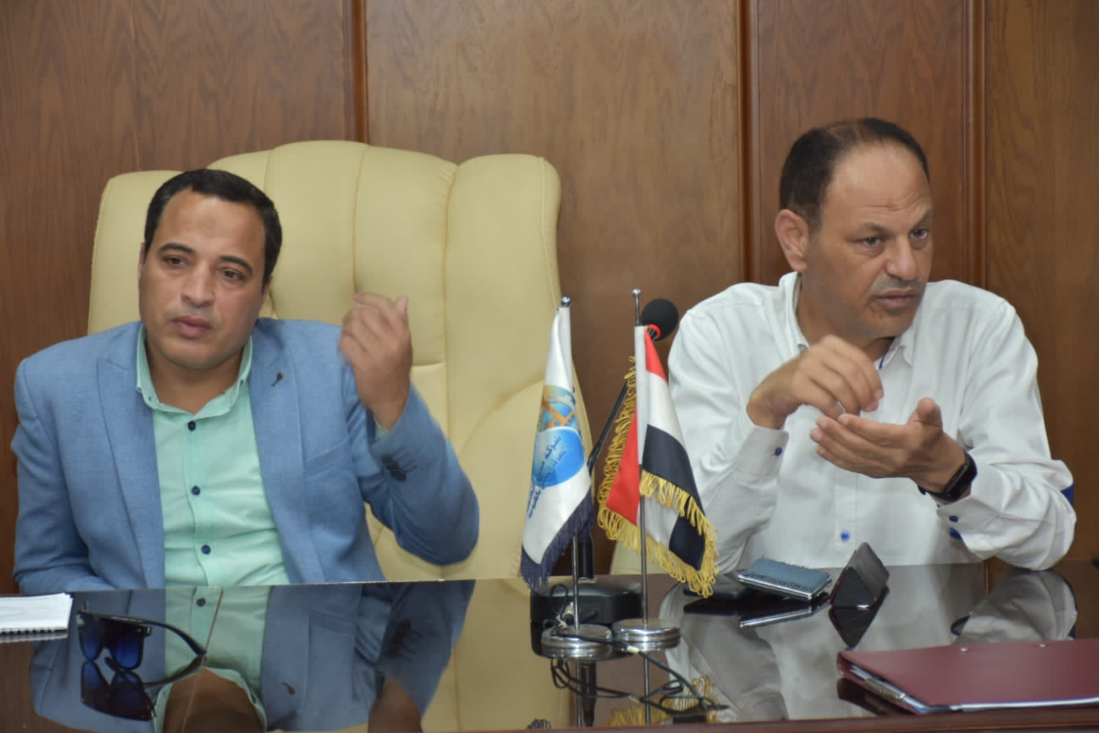 9BD8FEA8-F043-4E18-85CB-BE724569BFE2