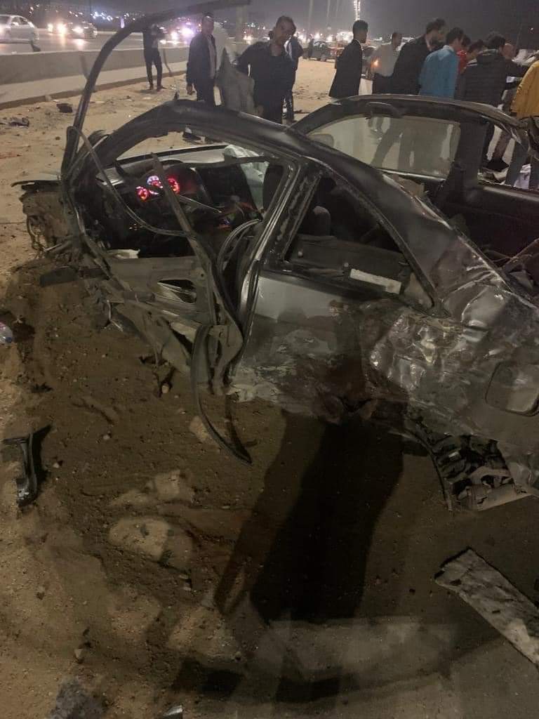 السيارة بعد الحادث 04