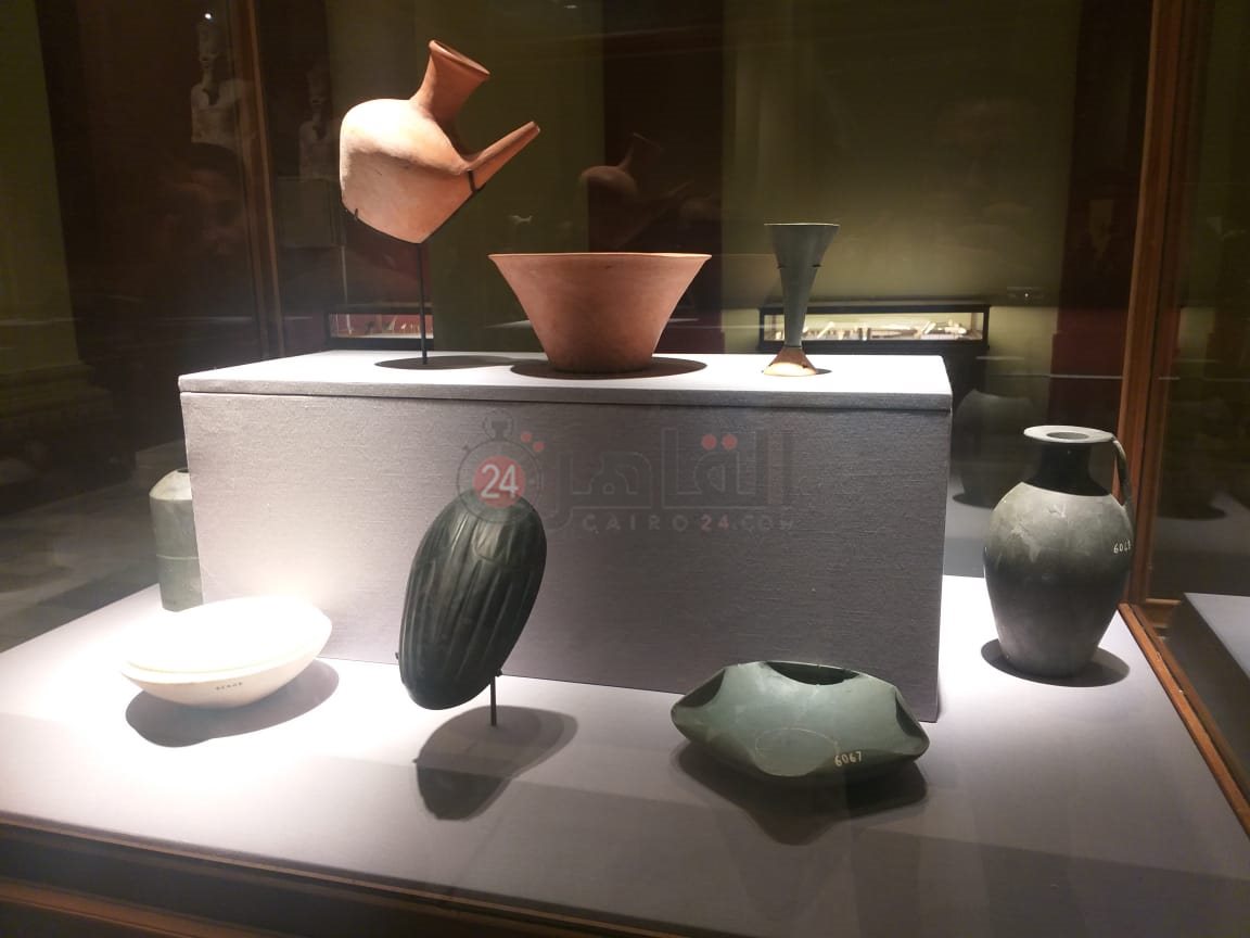 أثار مسروقة