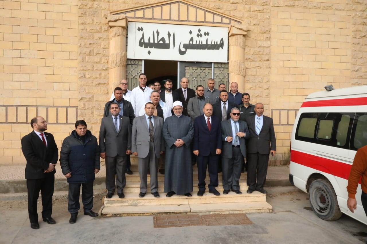 رئيس جامعة الأزهر يتفقد كلية أصول الدين والدعوة بالزقازيق