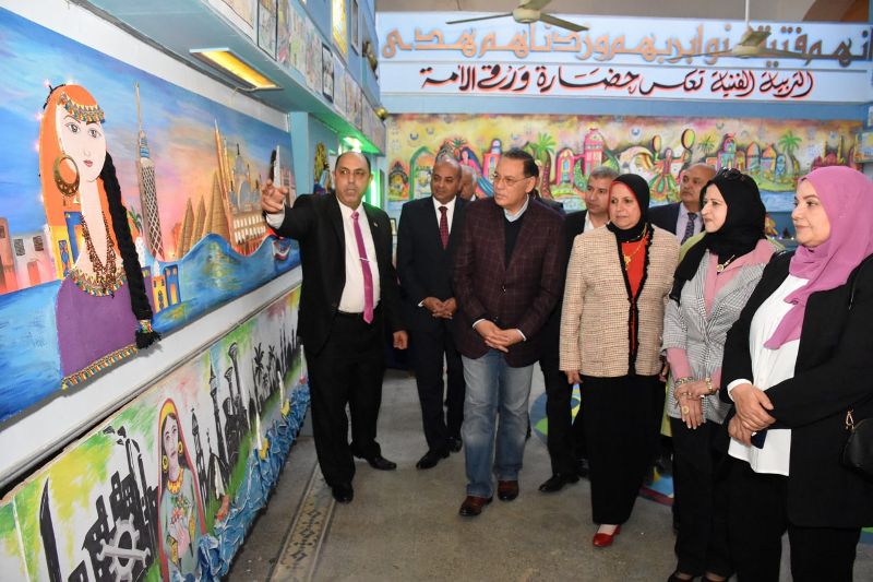 افتتاح معرض منتجات الإدارات التعليمية بالشرقية 05