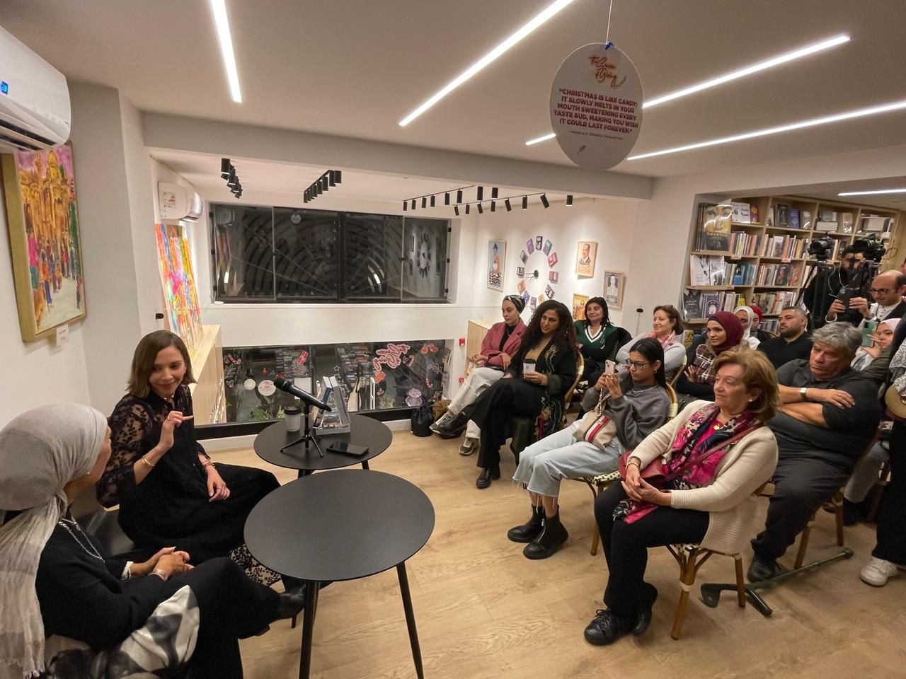 فاطمة البنوي (5)