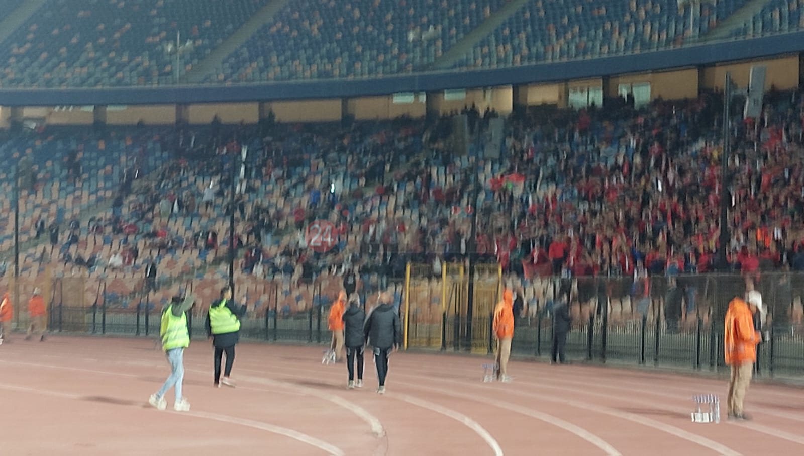 كولر وجماهير الأهلي (2)