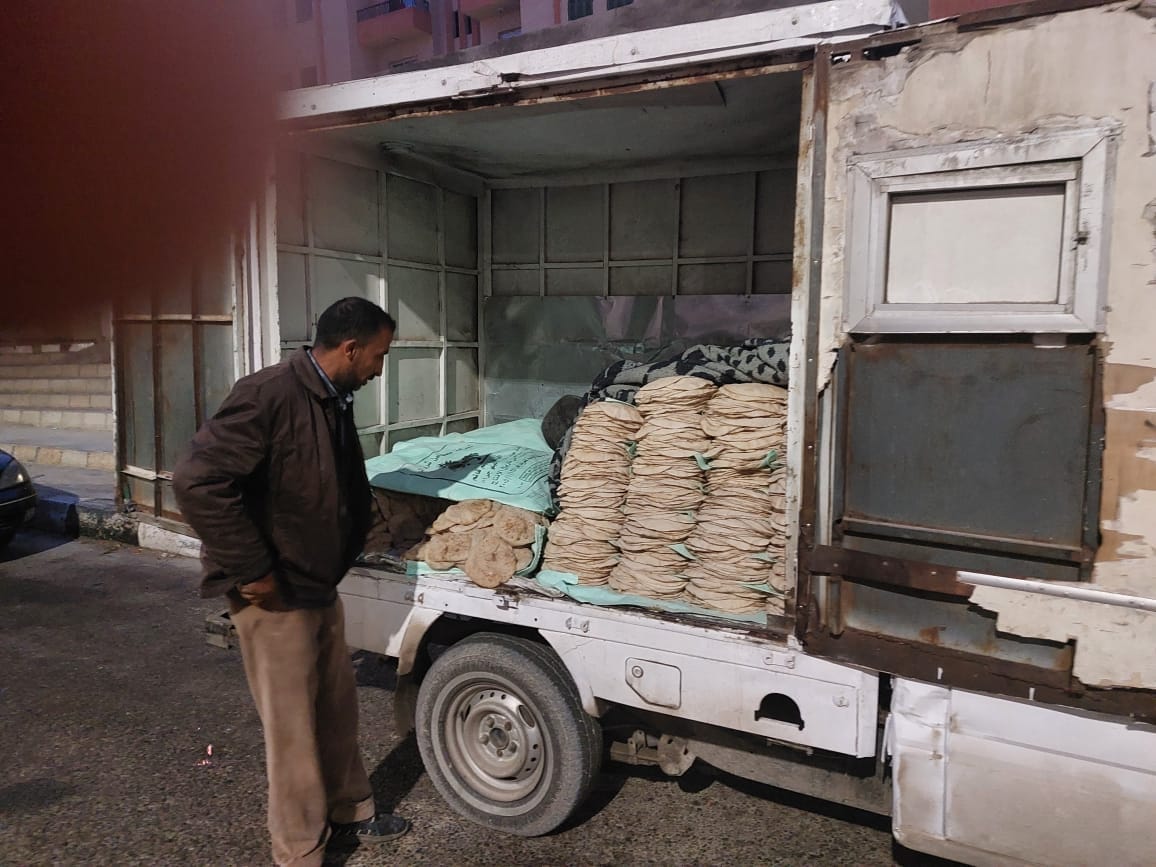 سيارات الخبز بالعاشر من رمضان 02