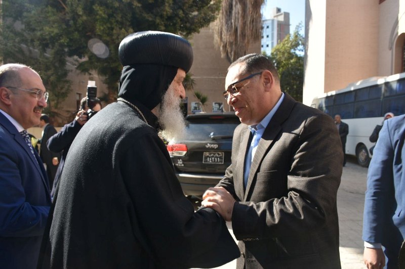 زيارة محافظ الشرقية لمطرانية فاقوس 04