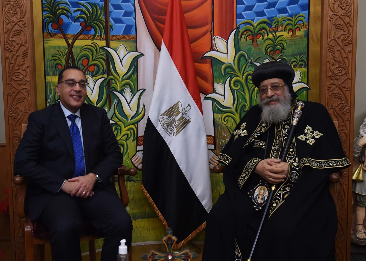 رئيس الوزراء يزور المقر البابوي بالقاهرة  4