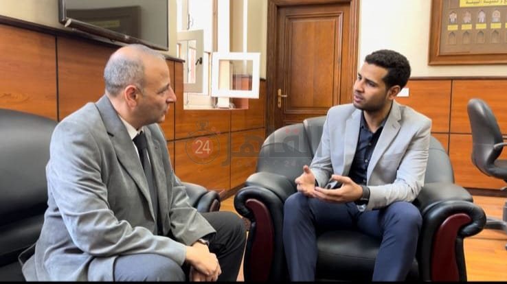 محرر القاهرة 24 مع مستشار وزير التعليم