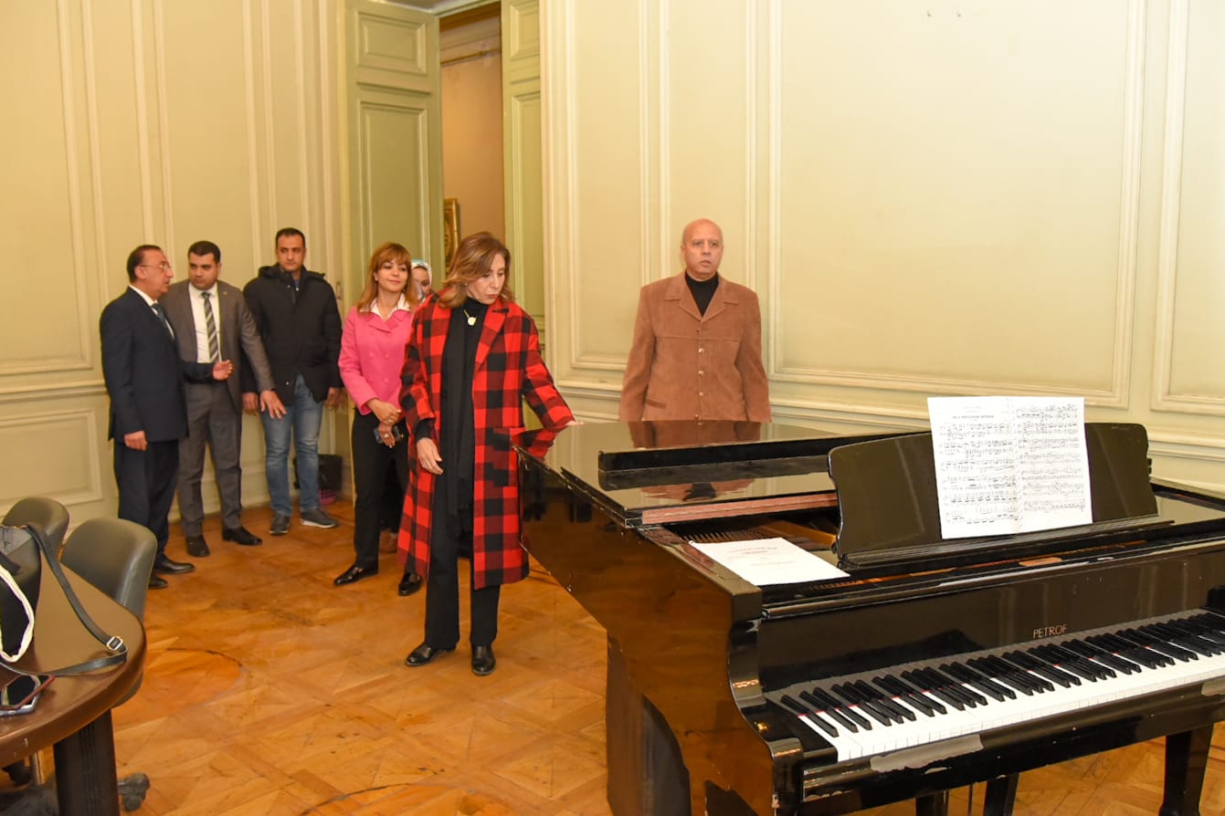 وزيرة الثقافة تتابع الأعمال بمركز الحرية للإبداع بالإسكندرية