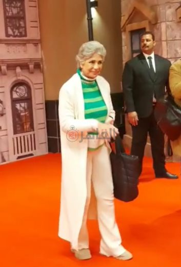 العرض الأول لـ مسرحية تشارلي تشابلن في مصر (1)