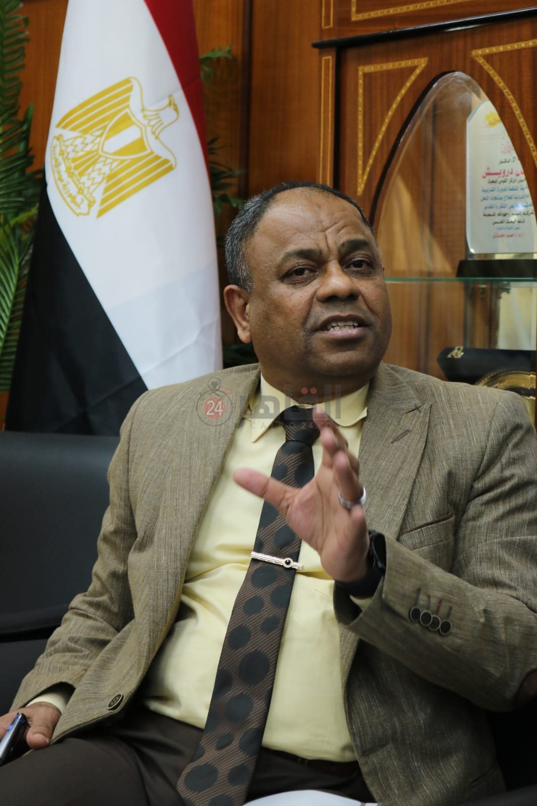 الدكتور حسين درويش