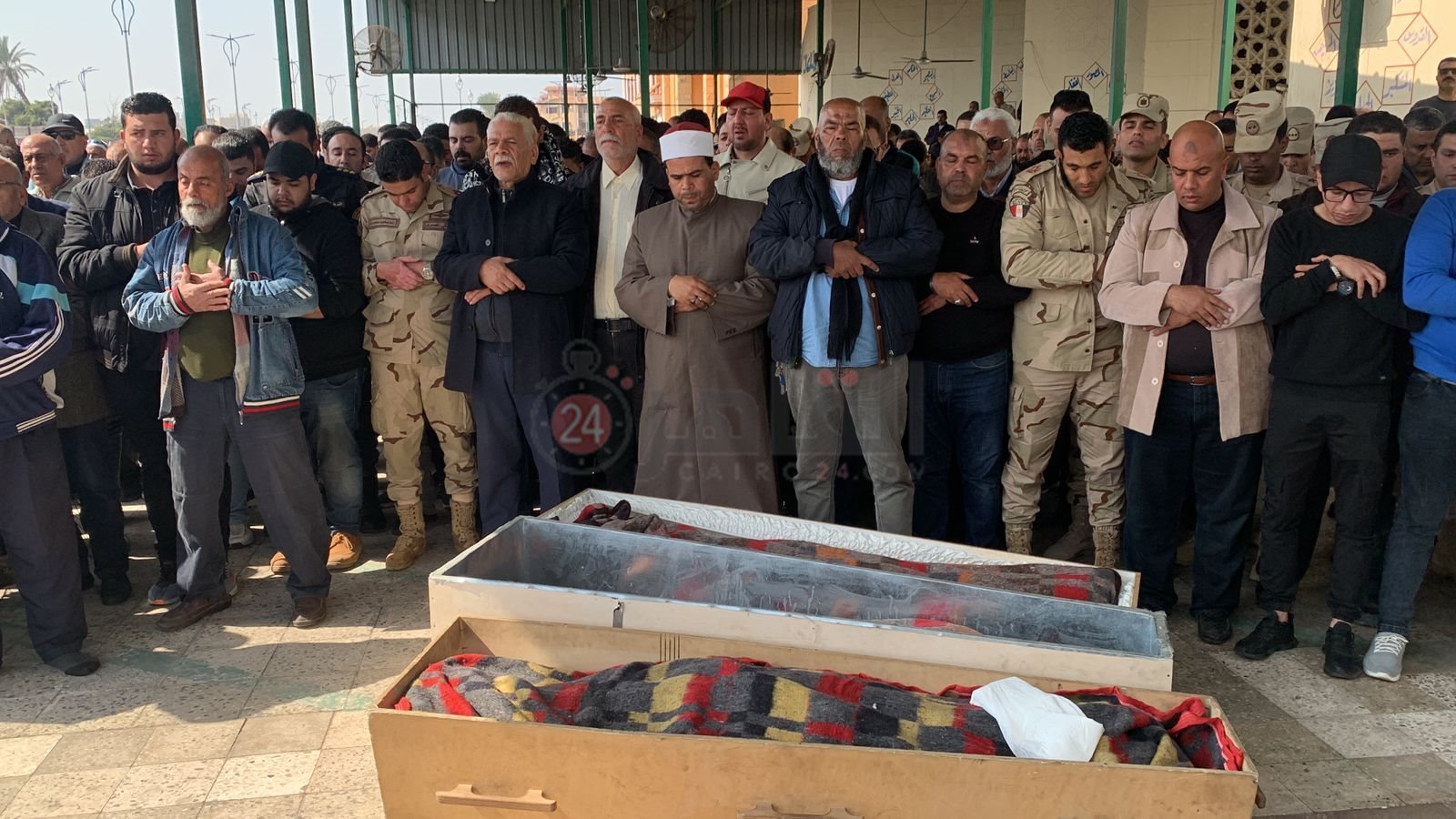 تشييع جثامين أسرة كاملة ببورسعيد1