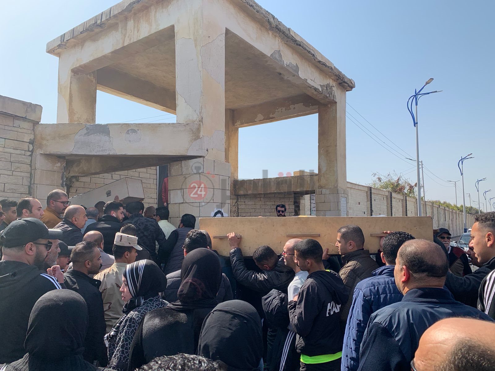 تشييع جثامين أسرة كاملة ببورسعيد5