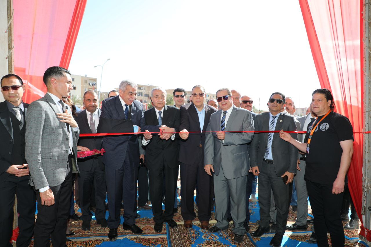 وزير التموين يفتتح معرض أهلا رمضان بالعاشر من رمضان 01