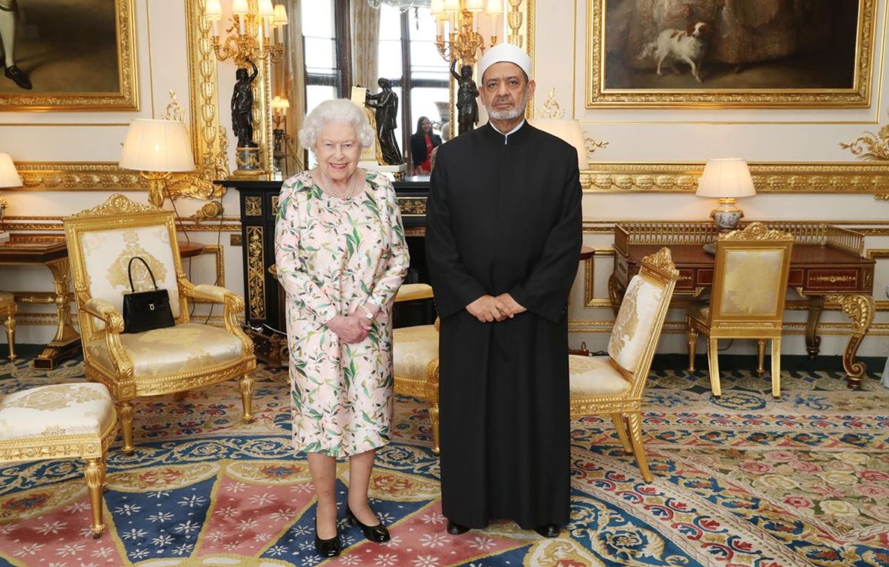 جولات الإمام الأكبر تستعيد المكانة العالمية والريادة التاريخية للأزهر