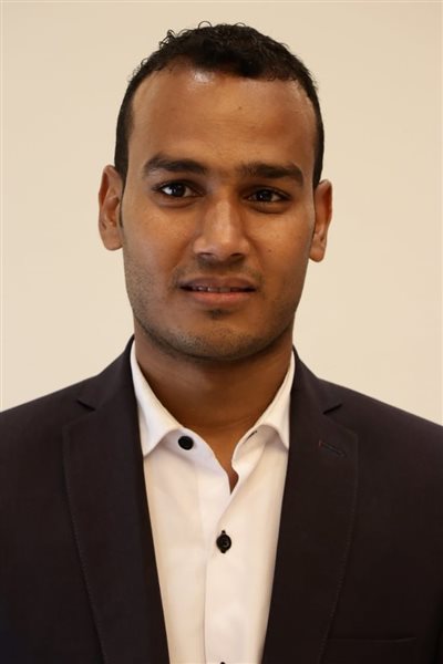 د. علي عبد الله