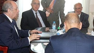 غياب “الدكروري” و5 آخرين من أعضاء المجلس الخاص عن تهنئة “أبوالعزم”