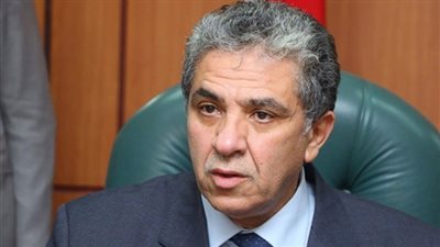 البيئة تستبدل سيارات قيادات الوزارة بـ ميكروباص