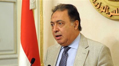 وزير الصحة: “السيسي سألني عن عدد السكان بعد 10 سنين.. ونعمل على تقليله”