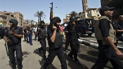 تكليف الطب الشرعي بتشريح جثامين 10 إرهابيين وتحديد هويتهم في مداهمة أرض اللواء