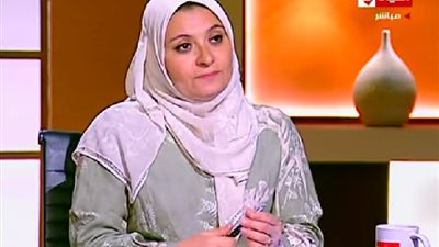 هبة قطب: الله لم يخلق شخصا غير طبيعى أو مثلى الجنس