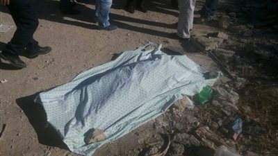 شاب يقتل والده “المسن” بأداة حادة ويلقى بجثته فى شوارع الغربية