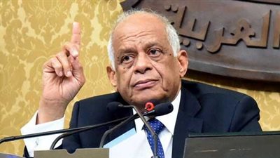 رئيس البرلمان مبررًا زيادة أسعار الدخان: “سعر الشيشة بمصر الأقل في المنطقة”