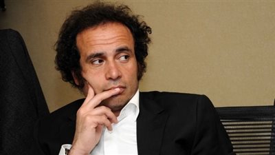 عمرو حمزاوى يرد على قرار فصله من جامعة القاهرة.. ويكشف حقيقة الجمع بين مرتبين (صورة)