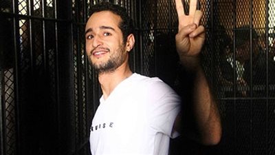 ننشر حيثيات “النقض” فى إلغاء المؤبد لـ”دومة” بأحداث مجلس الوزراء