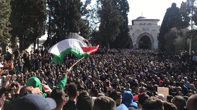 إصابة 40 فلسطينياً بجروح فى مواجهات مع قوات الاحتلال الإسرائيلى