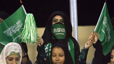 مجلس الشورى السعودي يناقش اقتراح الاستعانة بالنساء فى الفتوى