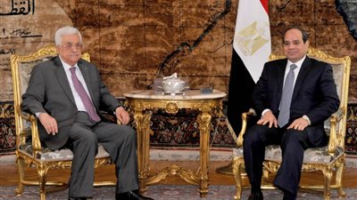 السيسى يدعو الرئيس الفلسطينى لعقد قمة ثنائية غدا