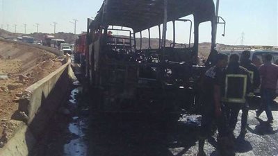 وفاة 12 عاملاً في احتراق أتوبيس بالطريق الساحلي بالإسكندرية