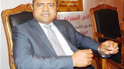 خاص.. أزمة السيول تطيح برئيس “معلومات مجلس الوزراء”