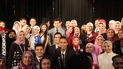 أشرف صبحي يشهد نموذج محاكاة الأمم المتحدة للمرأة بـ”الشباب والرياضة”