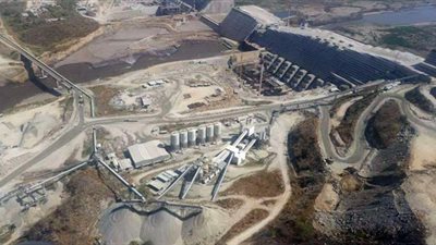 زيادة الرواتب توقف مواصلة العمل فى بناء سد النهضة الإثيوبى