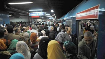 “المترو” ينفي حدوث عطل في الخط الأول