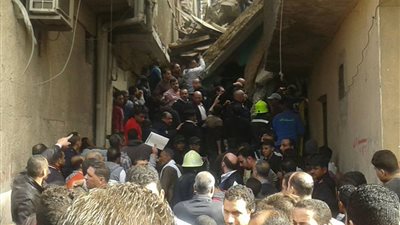 استخراج 9 مصابين و3 متوفين من تحت أنقاض العقار المنهار بأسيوط