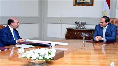 السيسى يوجه مميش بتصنيع 100 مركب صيد لتوفير فرص عمل لشباب المحافظات الساحلية