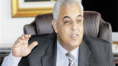 الجنايات تبرئ وزير الرى بعهد مبارك من تسهيل استيلاء شركة على 26 ألف فدان