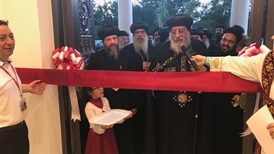 البابا يفتتح ويدشن كنيسة جديدة في فلوريدا (صور)